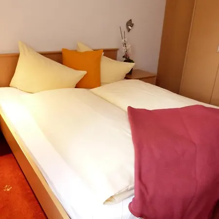 アムゼル アパート マイヤーホーフェン